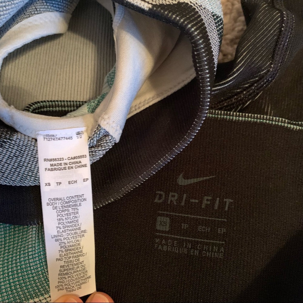 Nike Workout Set - Picture 4 of 4
